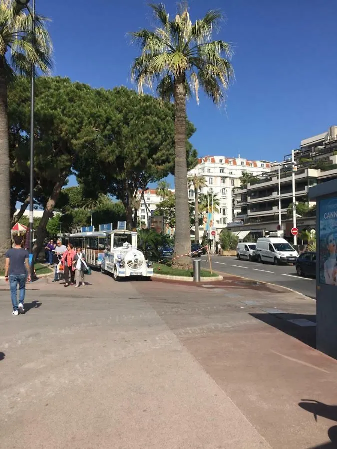 Grand Studio Carre D'Or - Les Meridiens Apartment Cannes